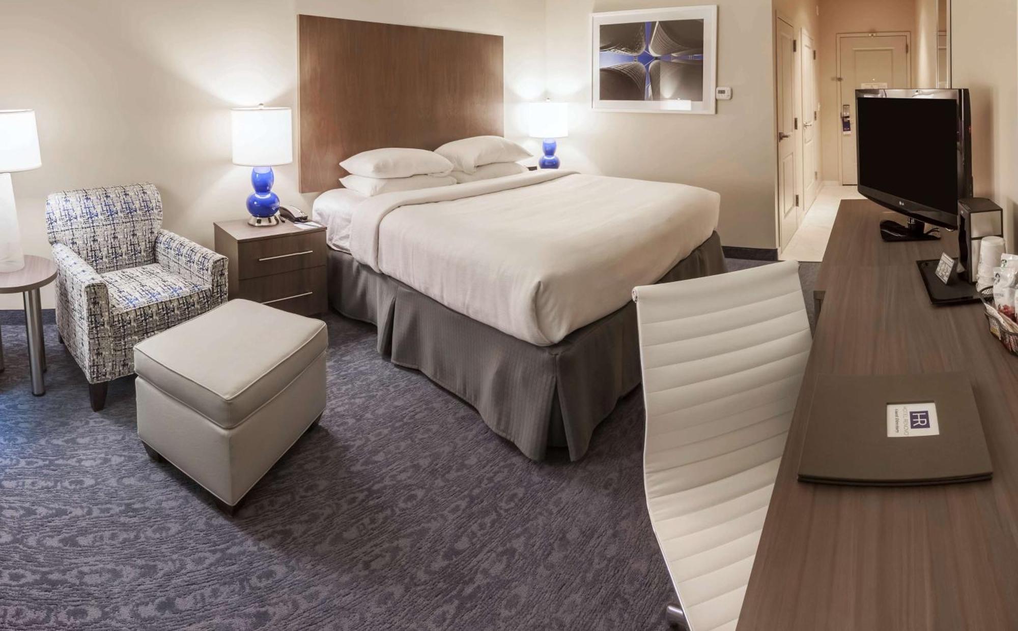 Hotel Renovo Des Moines Urbandale,Tapestry Collection Hilton Exterior foto